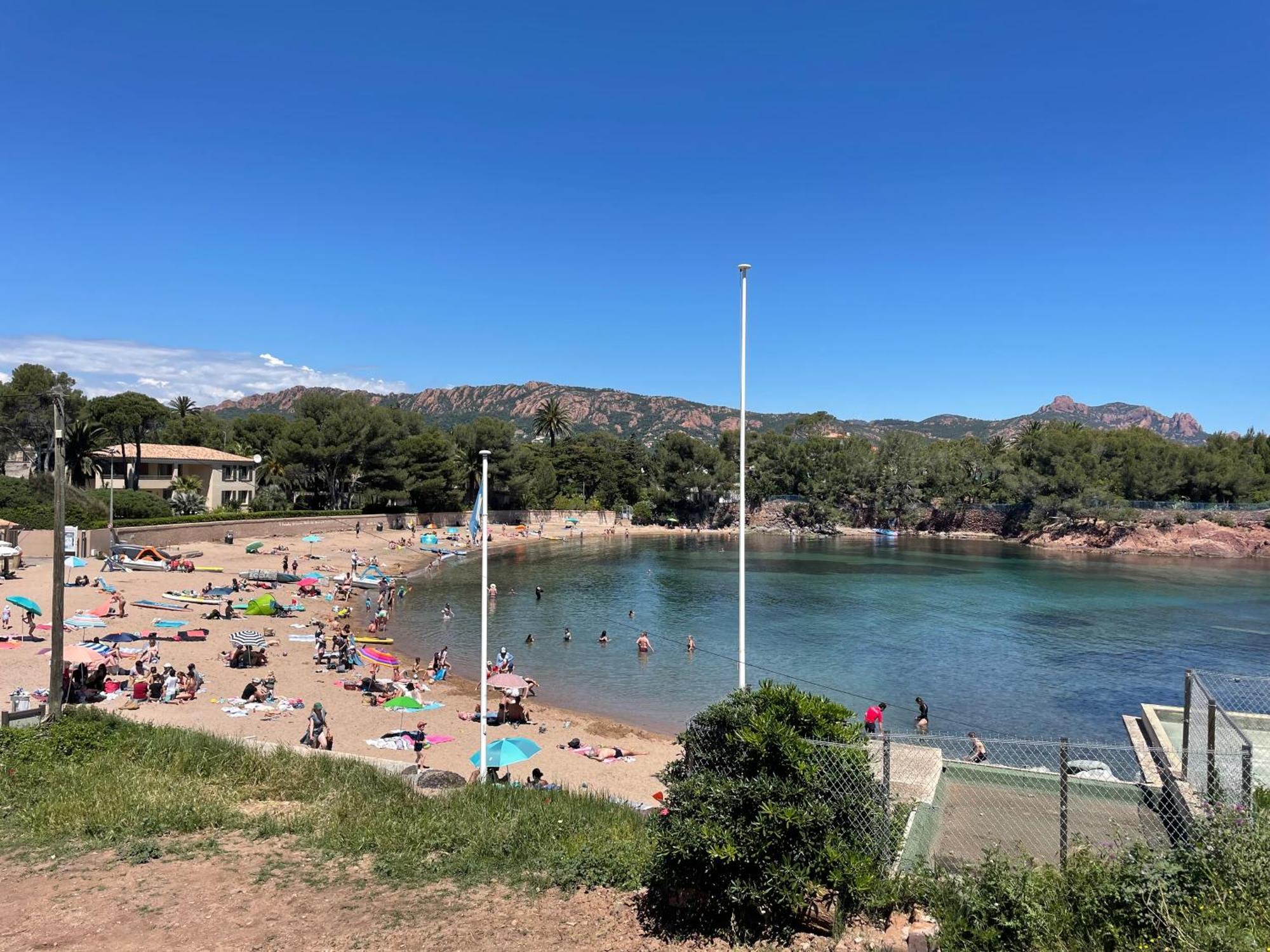 Village Cap Esterel, Piscine, Plage Saint-Raphaël Exterior foto